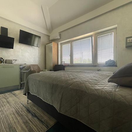 Tona - Miran Apartman - Parking - Samostalna Prijava Karlovac Exterior foto